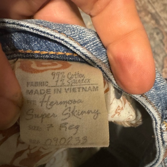 Rue 21 size 5/6 regular boot cut cute - Picture 5 of 10